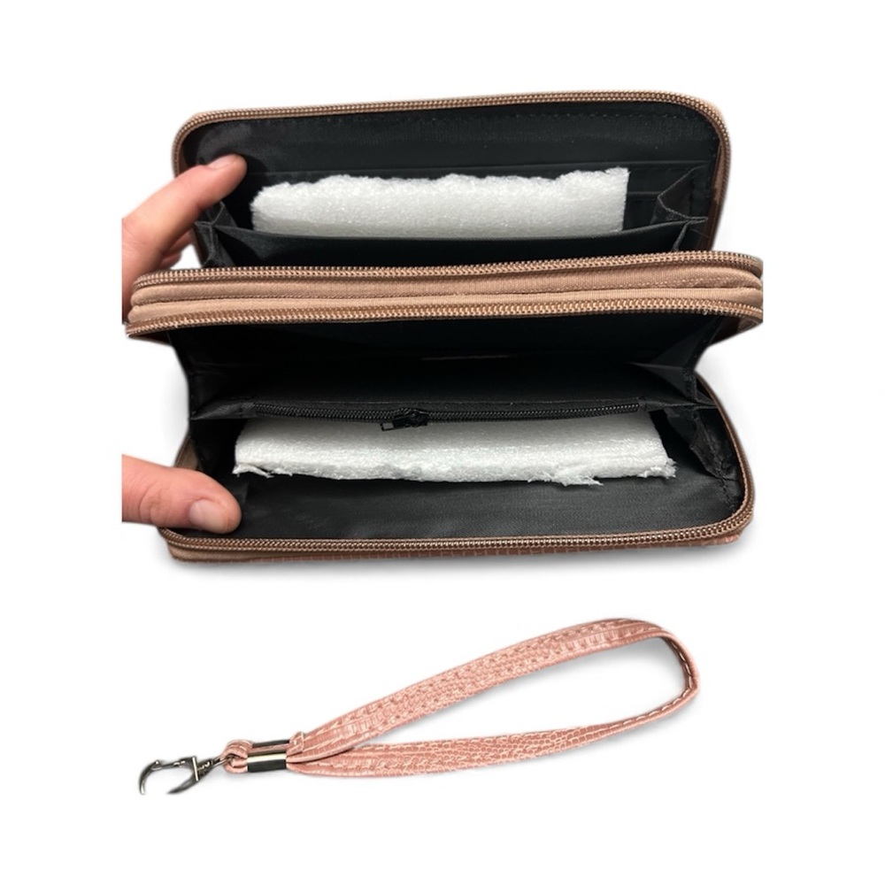 Chic Pink Textured Wallet - Picture 3 of 3
